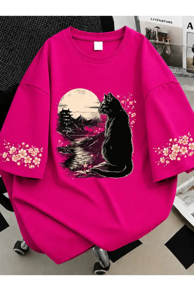 Kadın Black Cat Renkli Özel Baskılı Oversize Sıfır Yaka Penye T-Shirt